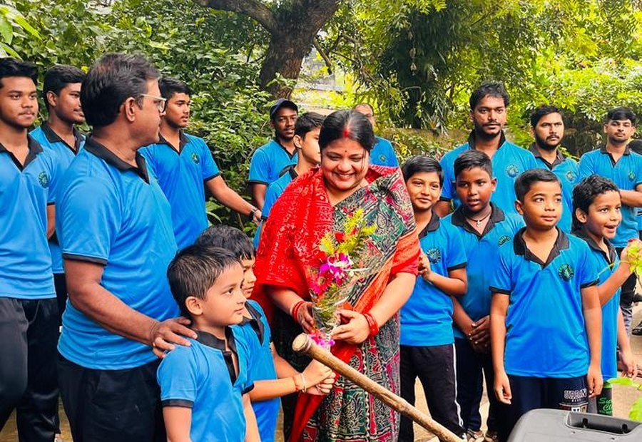Children participating with Green Club Trust